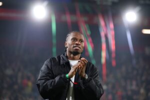 Promotieheld Okita weet niks meer van goal: Gekke avond